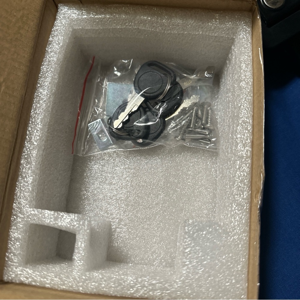 Black Rv lock Bracket - Picture 13 of 16